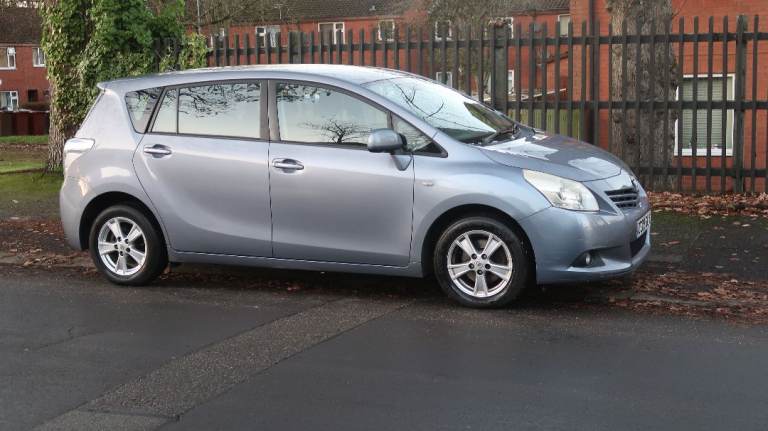 Toyota Verso 2009 – 1.8 Petrol Automatic – 7 Seater – FSH – £4,275