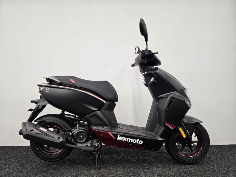 LEXMOTO L5 50cc ** READY TO RIDE AWAY - FREE DELIVERY - 2 YEAR WARRANTY **