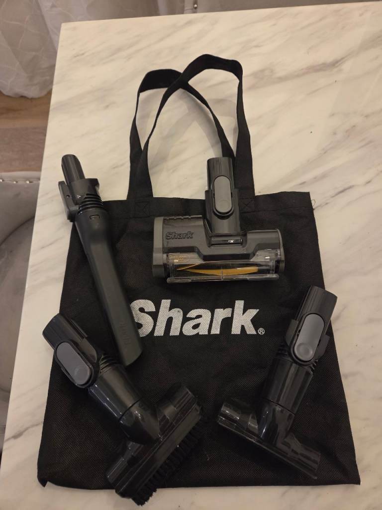 Shark Motorised Pet Tool Model: 3722FKW201UKT spare parts / tools like new.