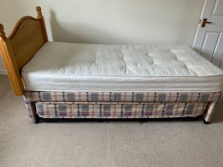 £50 Single bed with trundle bed