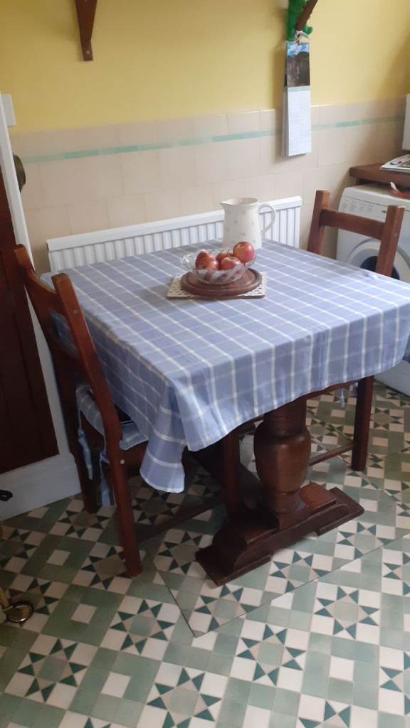 Antique Solid Wood Extendable Dining Table