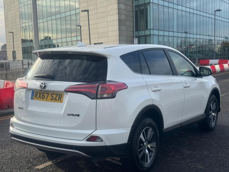 2017 Toyota RAV4 2.0 D-4D Business Edition TSS 5dr 2WD ESTATE DIESEL Manual