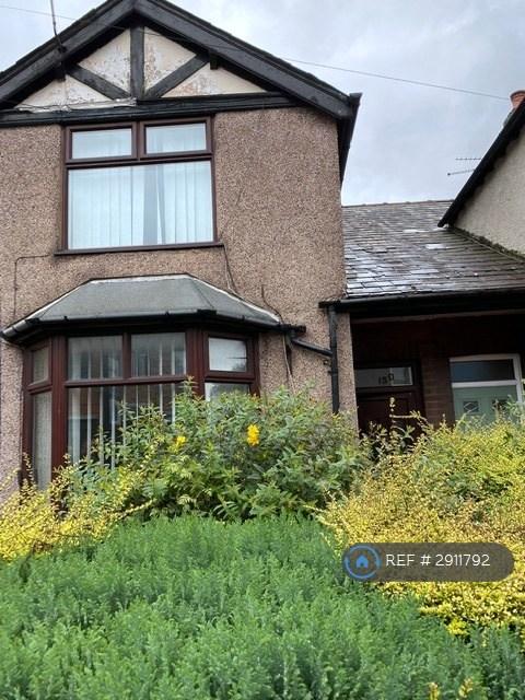 3 bedroom house in Church Street, Golborne, Warrington, WA3 (3 bed) (#2911792)