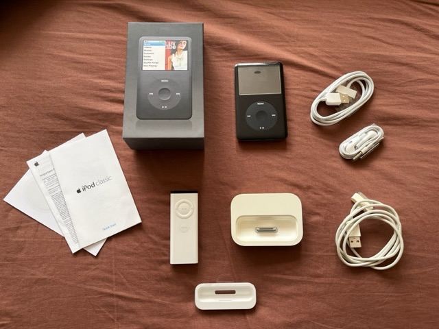 APPLE IPOD CLASSIC 80GB & DOCK w/REMOTE & ALTEC WIRELESS BT SPEAKER - BRAND NEW!