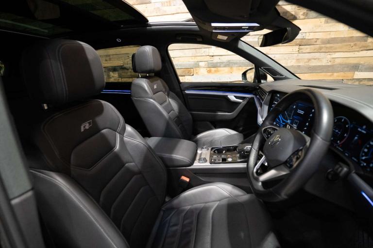 2021 Volkswagen Touareg 3.0 Touareg V6 Black Edition TDI Auto 4WD 5dr SUV Diesel Automatic