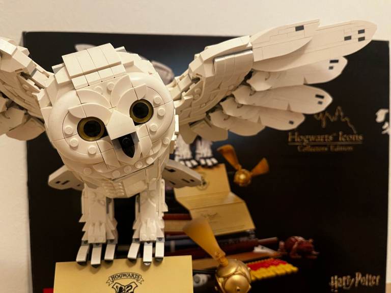 Lego Icons of Hogwarts set - with box and instructions