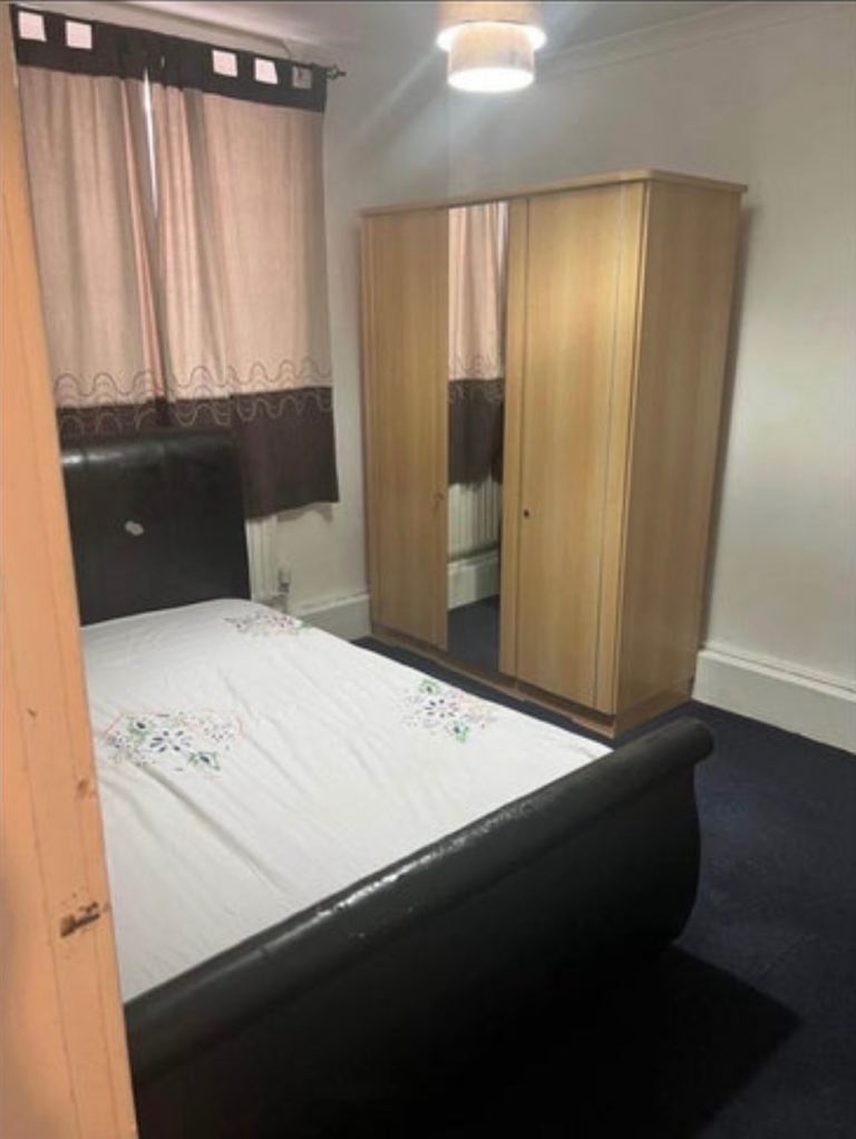 1-bed in a shared property in Central London