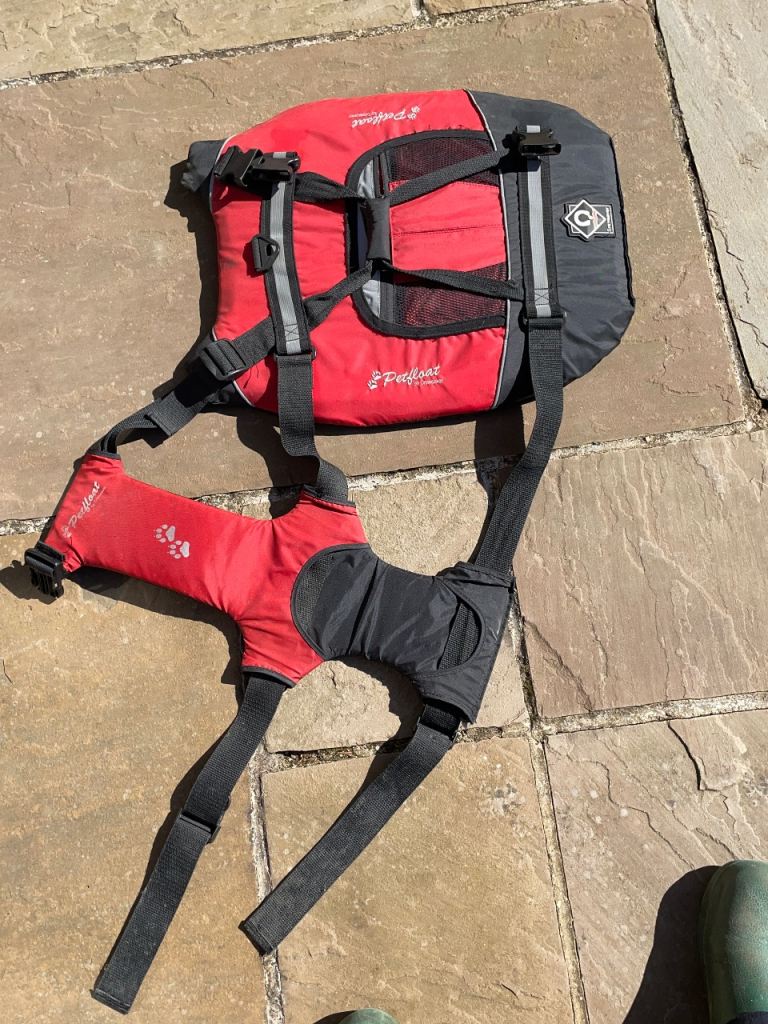 Crewsaver dog flotation jacket