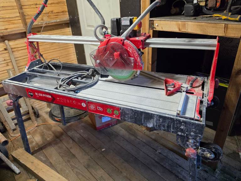 RUBI DC-250 Python Tile Cutter – Good Working Order