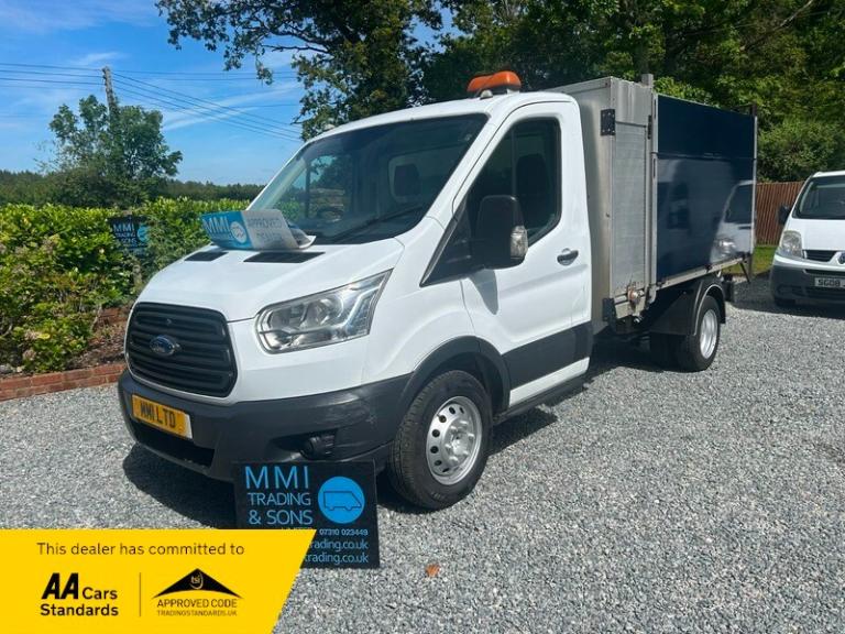Ford Transit 2.2 TDCi 350 Chassis Cab 2dr Diesel Manual RWD L2 H1 Euro 5 (DRW) (