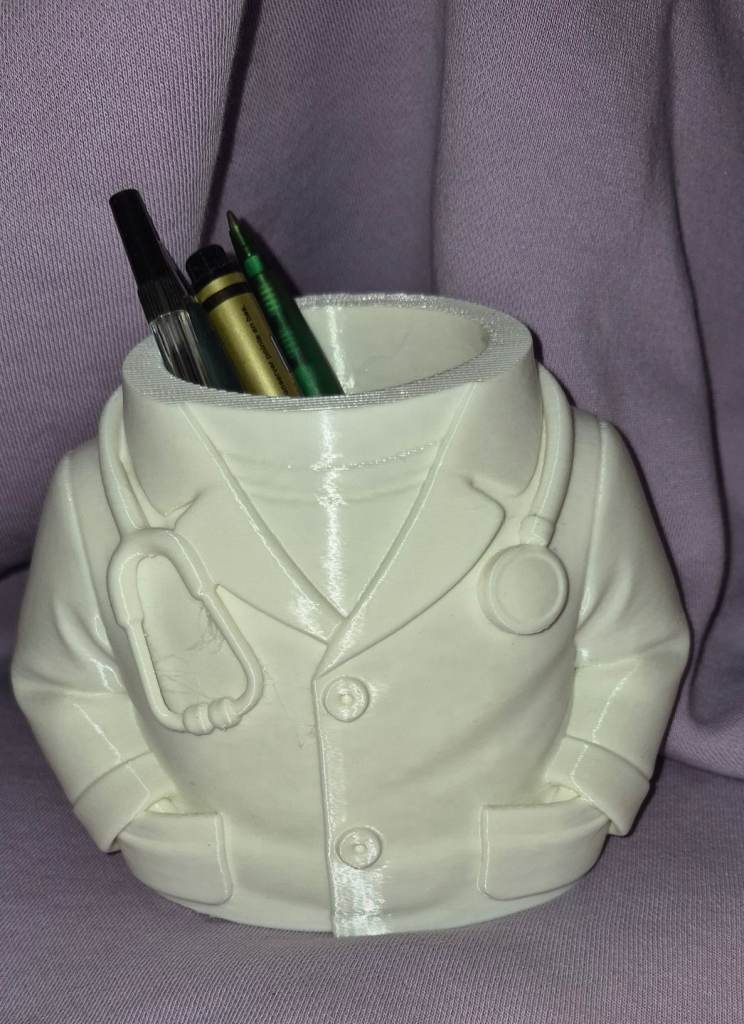 Desk organizer 