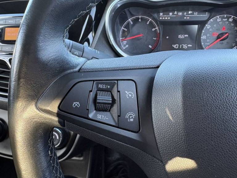 2016 Vauxhall Viva 1.0i SL Hatchback 5dr Petrol Manual Euro 6 (75 ps) Hatchback Petrol Manual