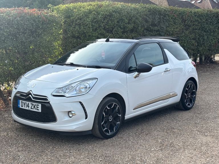 Citroen, DS3, Convertible, 2014, Manual, 1598 (cc), 3 doors