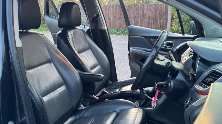 2015 Vauxhall Mokka 1.6i SE 2WD Euro 6 (s/s) 5dr HATCHBACK Petrol Manual