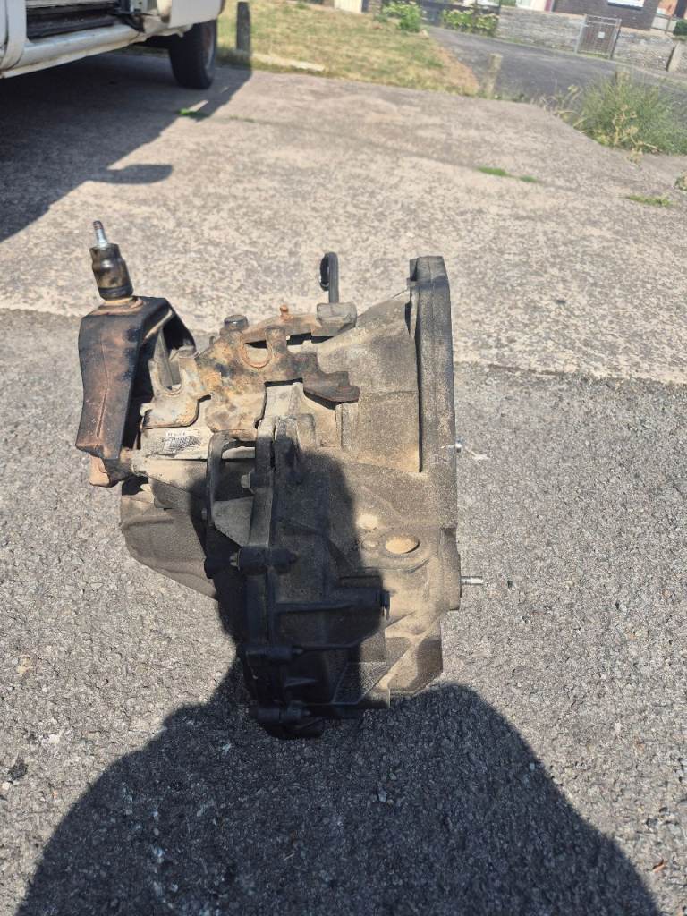 Renault master 2.5 cdti gearbox 