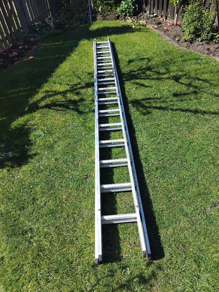   Youngman 15 rung 2 piece aluminium extension ladder 