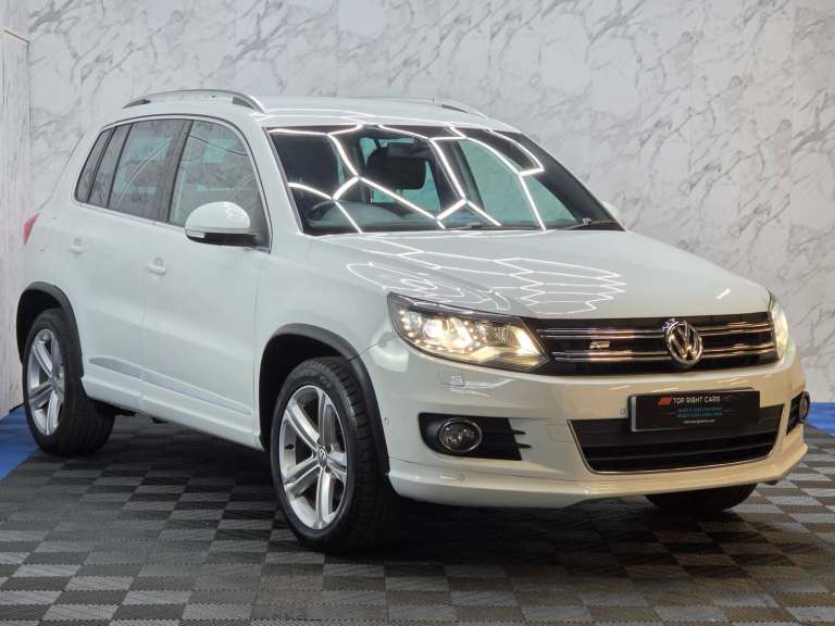 2016 Volkswagen Tiguan 2.0 TDI BlueMotion Tech R-Line Edition SUV 5dr 4WD Euro 6 (s/s) (150 ps) E...