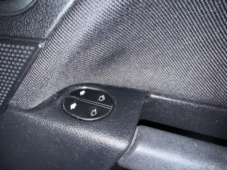 2008 Ford Fiesta 1.25 Style 5dr HATCHBACK Petrol Manual