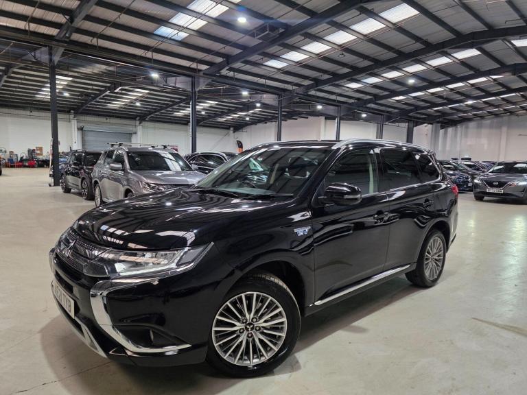 2021 Mitsubishi Outlander 2.4h TwinMotor 13.8kWh Design CVT 4WD Euro 6 (s/s) 5dr ESTATE Petrol/El...