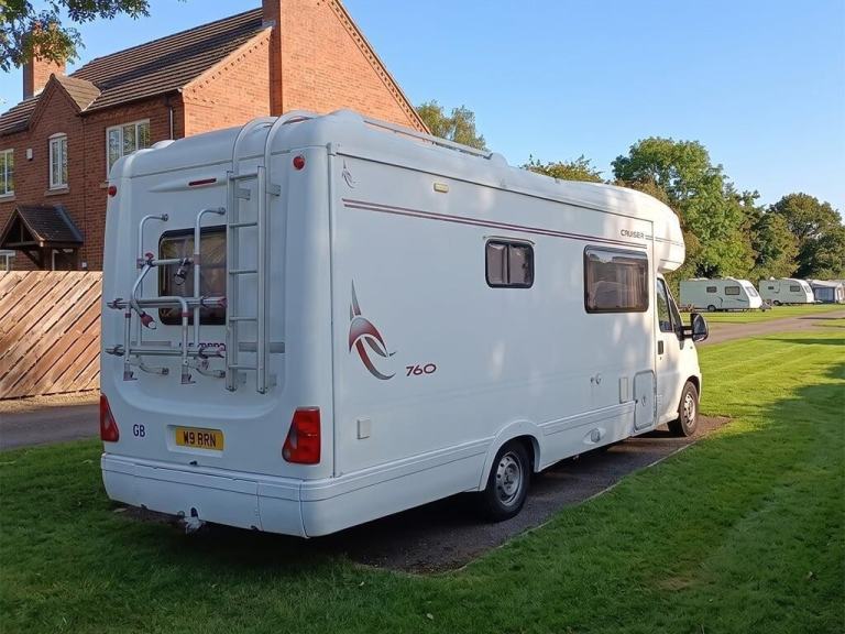 2001 Compass Cruiser 760