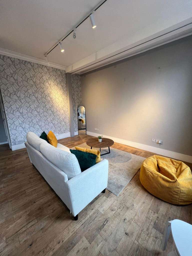 Luxury 1-Bed Furnished Flat – Ideal for B2B / Company Let 🏡✨