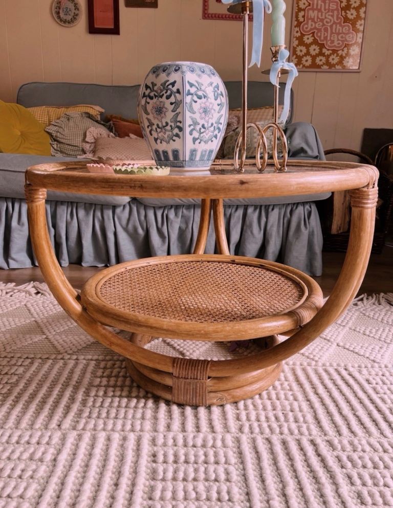 Vintage Round Cane rattan coffee table glass top