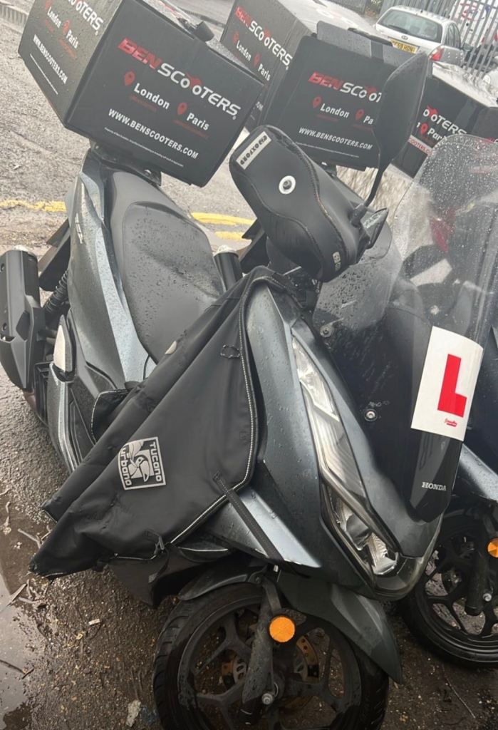 Honda, PCX, 2022, 125 (cc)