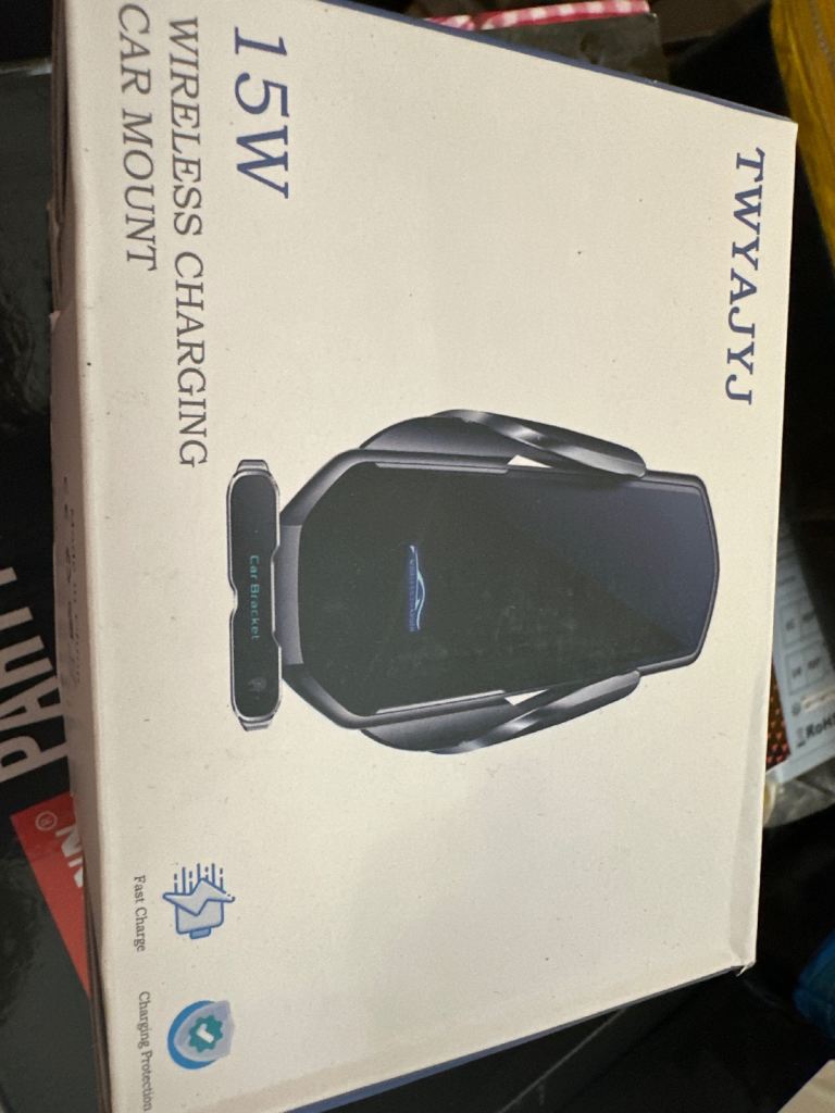 15W Wireless Charging Car Mount - New in Box
