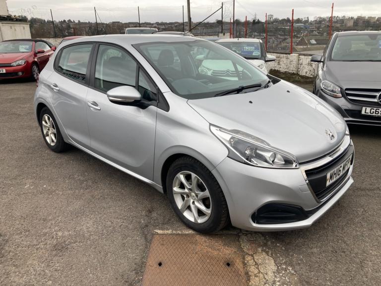 2016 Peugeot 208 1.2 PureTech 82 Active 5dr HATCHBACK Petrol Manual