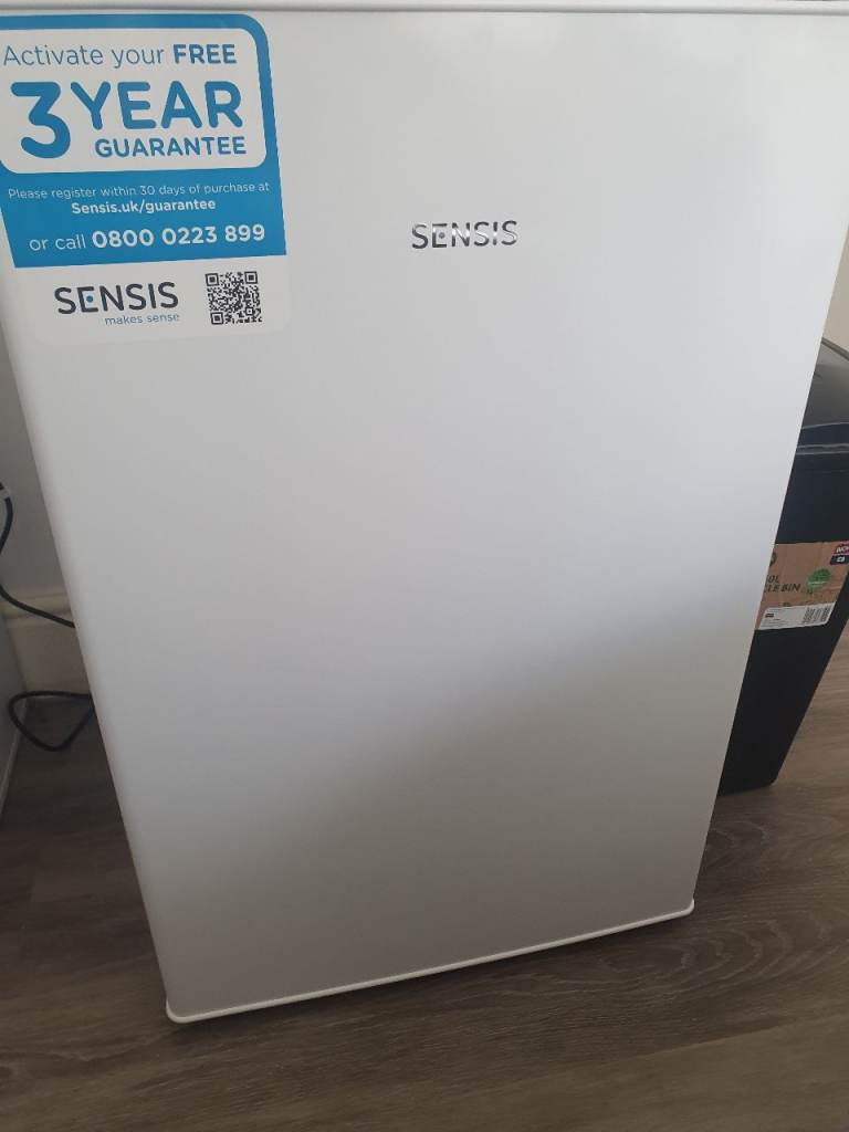 Senis under counter fridge 