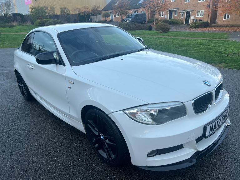 BMW, 1 SERIES, Coupe, 2012, Semi-Auto, 1995 (cc), 2 doors