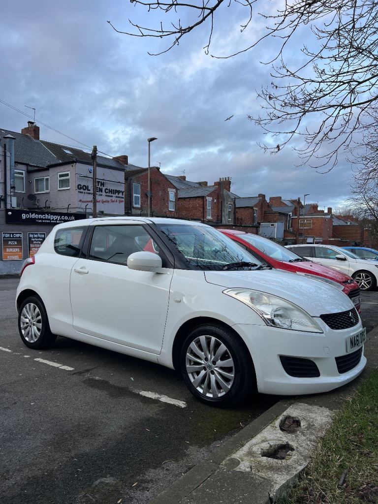 Suzuki, SWIFT, Hatchback, 2011, Manual, 1242 (cc), 3 doors