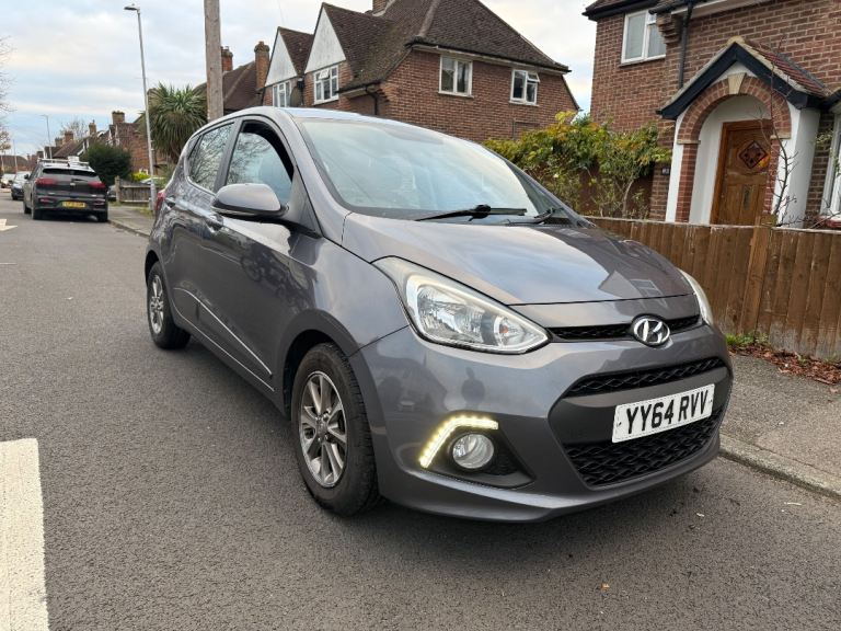 Hyundai i10 premium 1.0 petrol £20 Tax