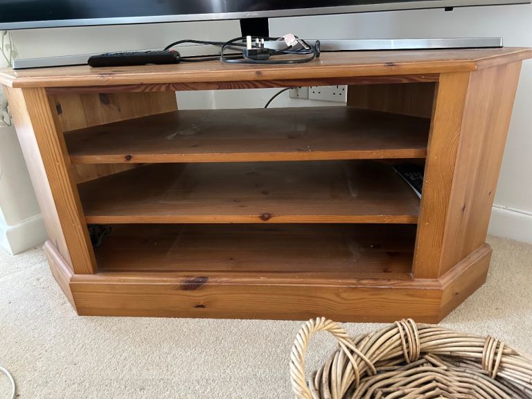 Solid Pine TV Unit 