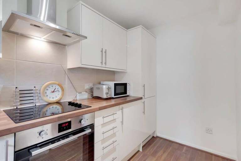 Lovely One Bed Flat - Southall