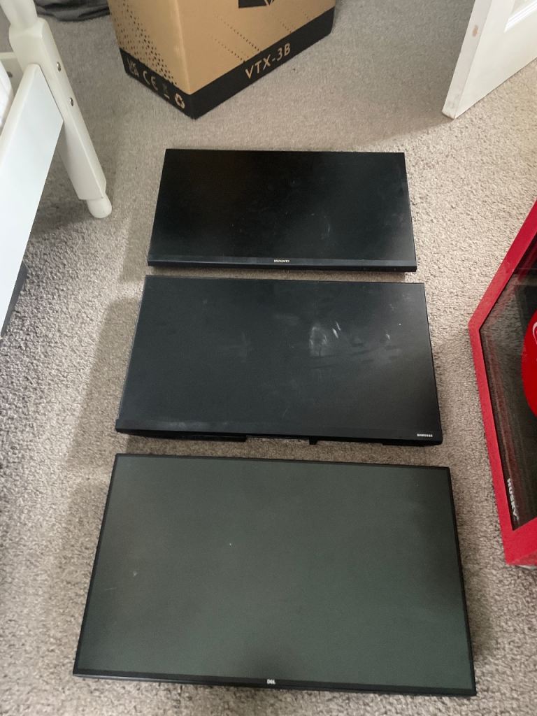 3 Working Monitors with Stands – Samsung, Huawei, Dell