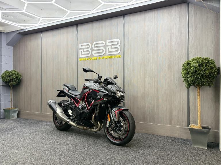 2020 20 Kawasaki Ninja ZH2 1000 KLFA Super Charged  - Fresh service & mot