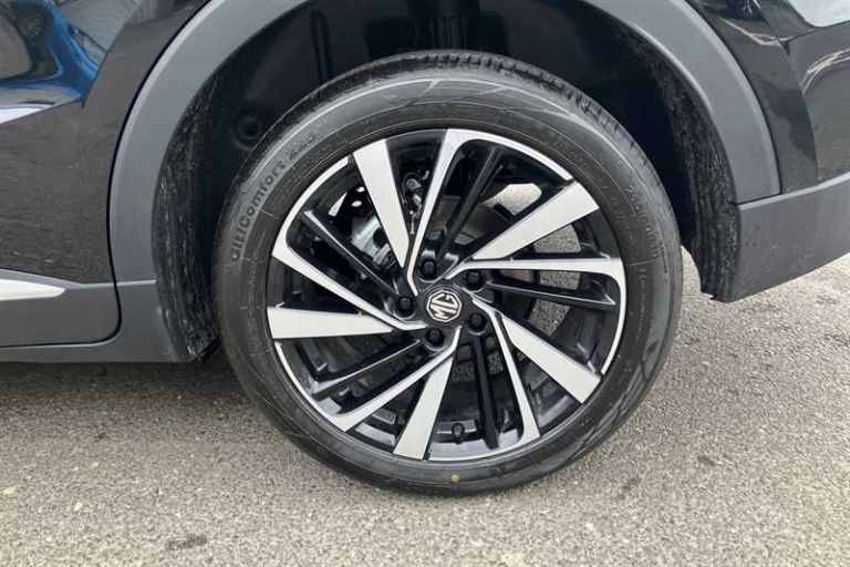 2025 MG MG ZS 1.5 Hybrid+ Trophy SUV 5dr Petrol Hybrid Auto Euro 6 (s/s) (196 ps) SUV Hybrid Auto...