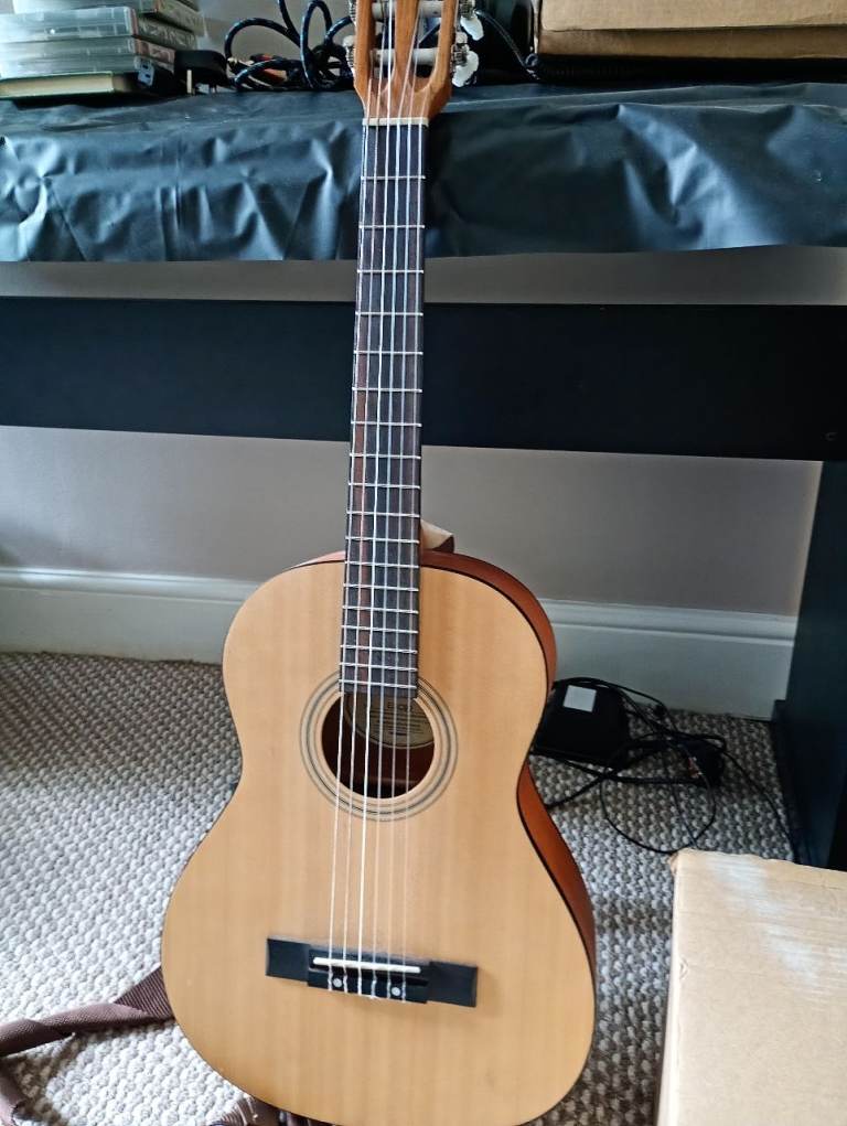 Fender classical guitar 3/4 size