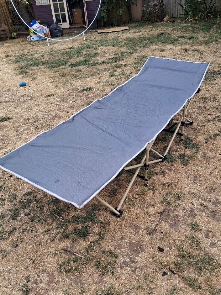Camping bed 