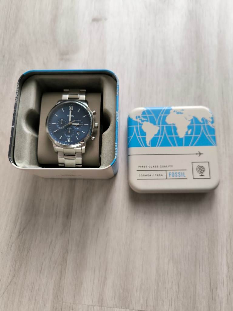 Fossil chrono watch, new condition 