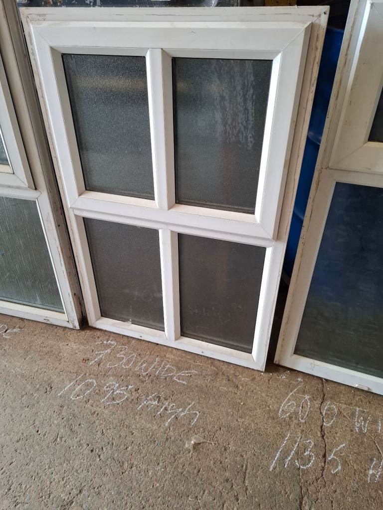 Pvc  ( Toilet / bathroom ) windows