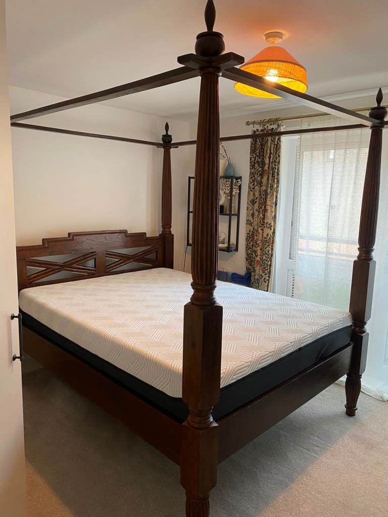 Lombok Solid Teak King-Size Four-Poster Bed Frame – Indonesian Handcrafted – £350 ONO