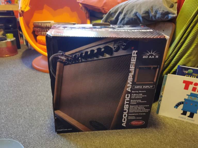 Guitar Amp Stagg 20 AA R NEW