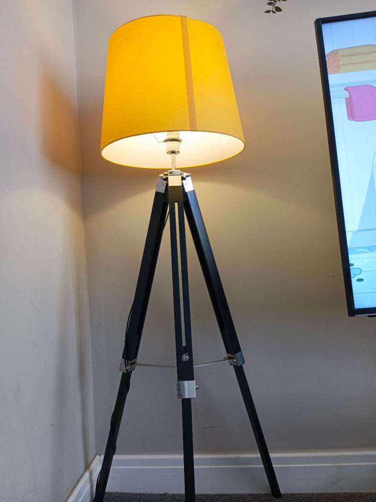 Stylish Tripod Floor Lamp with Yellow Shade – Good Condition