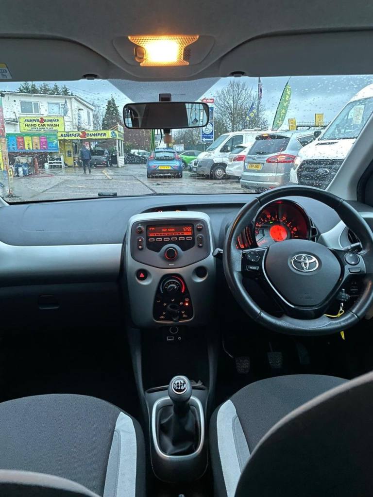 2014 Toyota AYGO 1.0 VVT-i x-play Hatchback 5dr Petrol Manual Euro 5 Euro 5 (68 ps) Hatchback Pet...