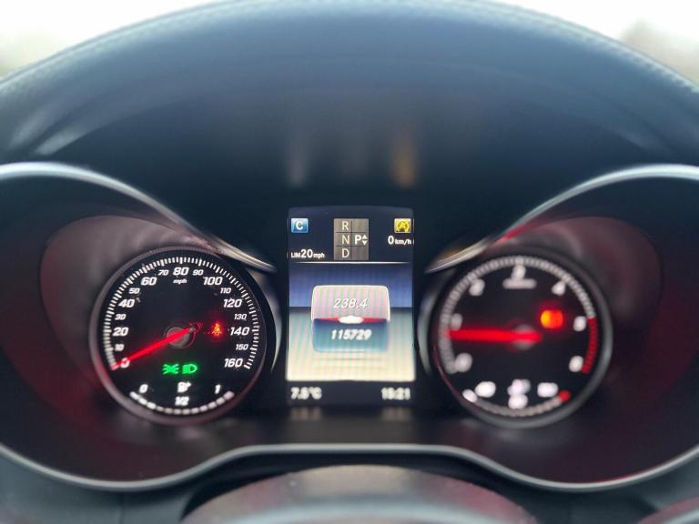 2015 Mercedes-Benz C Class 2.1 C220d AMG Line (Premium Plus) 7G-Tronic+ Euro 6 (s/s) 4dr SALOON D...