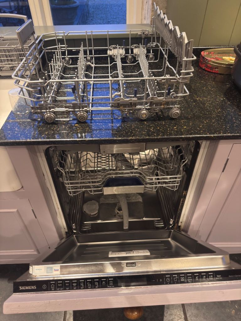 Siemens Integrated Dishwasher - needs repair