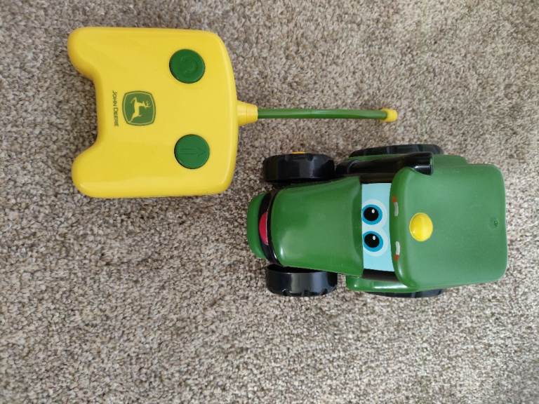 Remote control tractor 