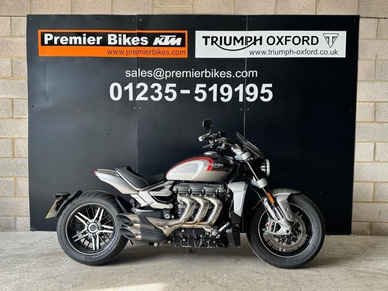 STUNNING LOW MILEAGE 2020/70 TRIUMPH ROCKET 3 GT MOTORCYCLE 